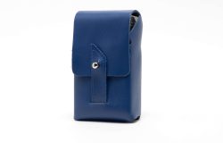 Etui cuir bleu paquet de cigarettes